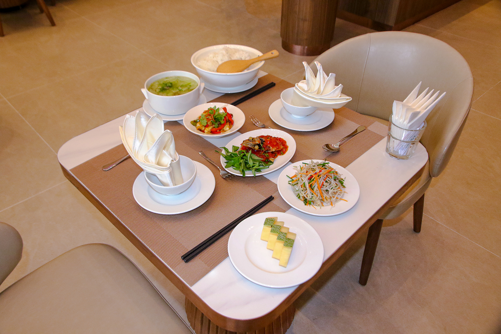 peace home hotel phan thiết